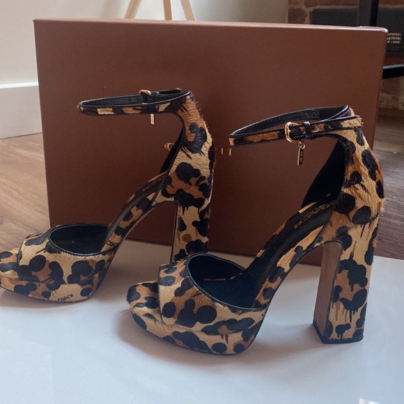 Coach leopard open toe platform size 5 - Picture 4 of 6